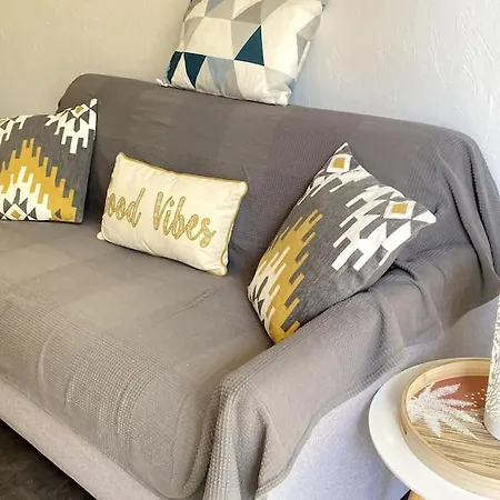 Balcon, Centre Ville, Proximité Plages, Commerces, Restaurants, Musées... *